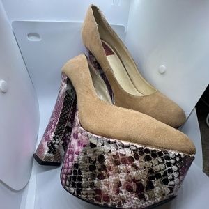 Purple snake platform